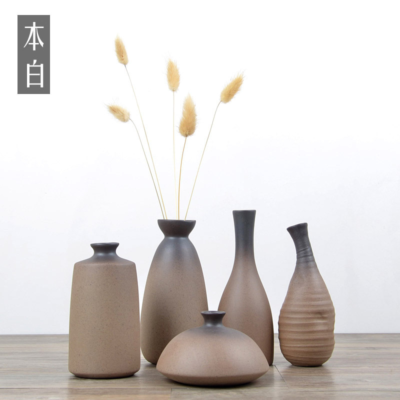Modern minimalist ceramic flower vases, European-style creative living room white dried flower vases, Nordic home decorative items