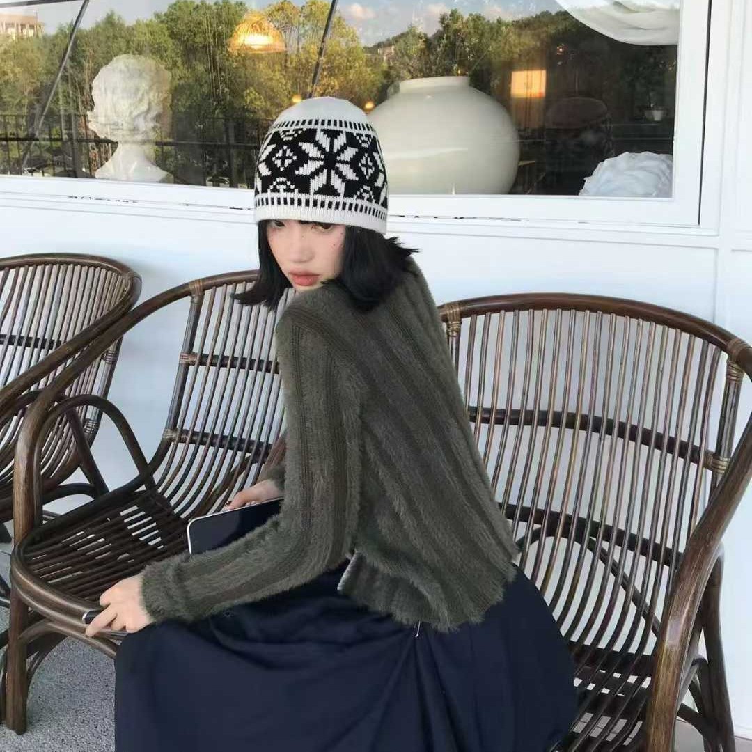 Dongdaemun, South Korea, hand-knitted fisherman hats, small basin hats that show off your face in autumn and winter, solid-color versatile and warm woolen hats details Picture