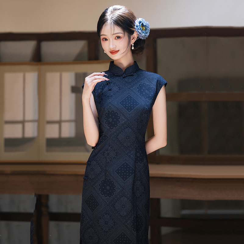 国风/情侣战袍/蒙古袍/民国/旗袍白底实物图