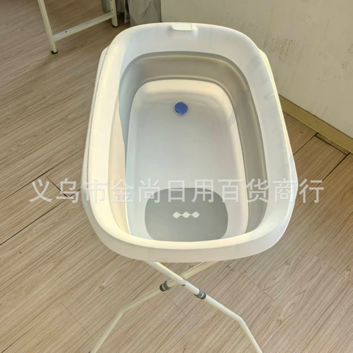 New temperature-sensing baby multi-functional folding bath tray with rack, changing table, baby diaper changing, touch and folding