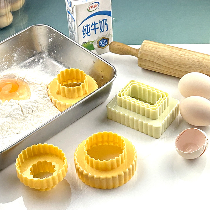 黄色浅绿色花边饼干模具 白色圆形甜甜圈翻糖硅胶烘焙用品