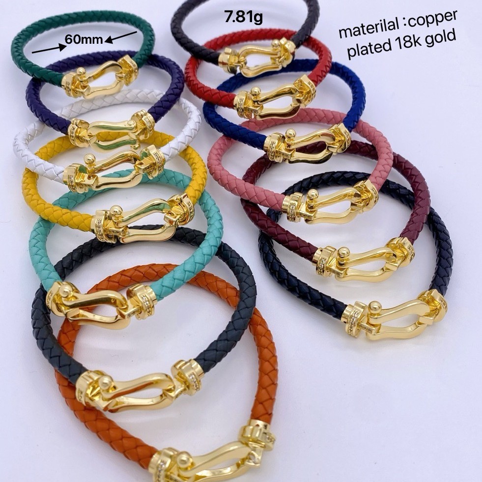High-end European and American best-selling classic horseshoe buckle bracelet, full diamond magnetic buckle woven leather rope couple red rope bracelet full figure
