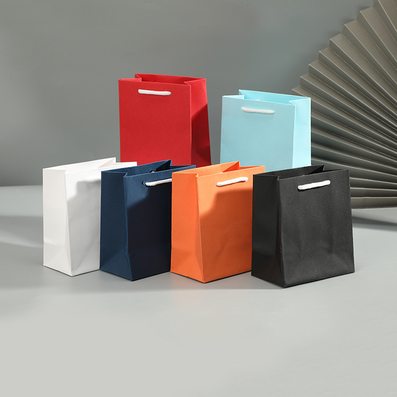 现货手提包装简约纯色服装化妆品饰品手提纸袋可印制logo礼品袋