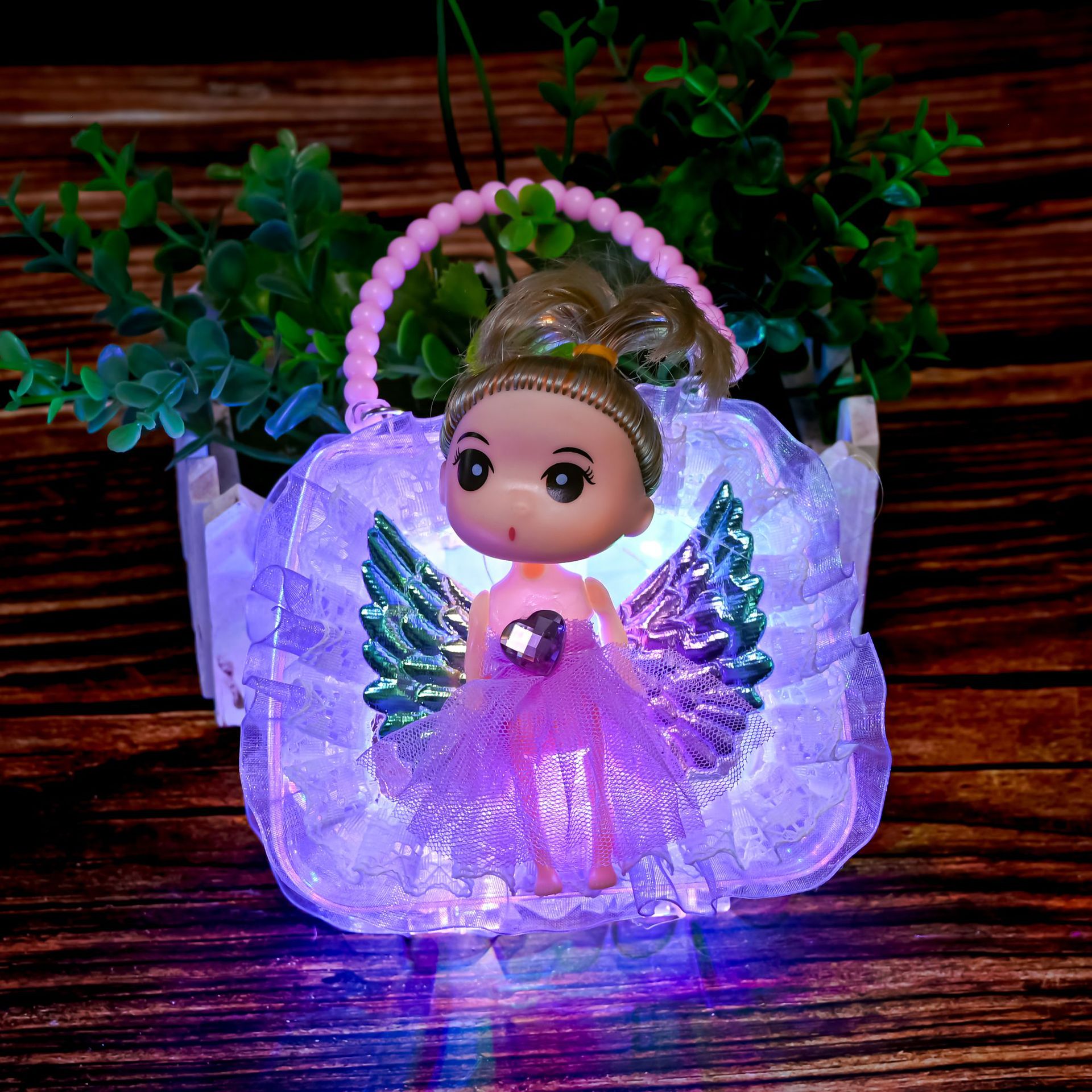 Hand-held angel wing doll lanterns, glowing Internet celebrity toys, cute birthday gifts for girls, wholesale at night market stalls Application Scenario