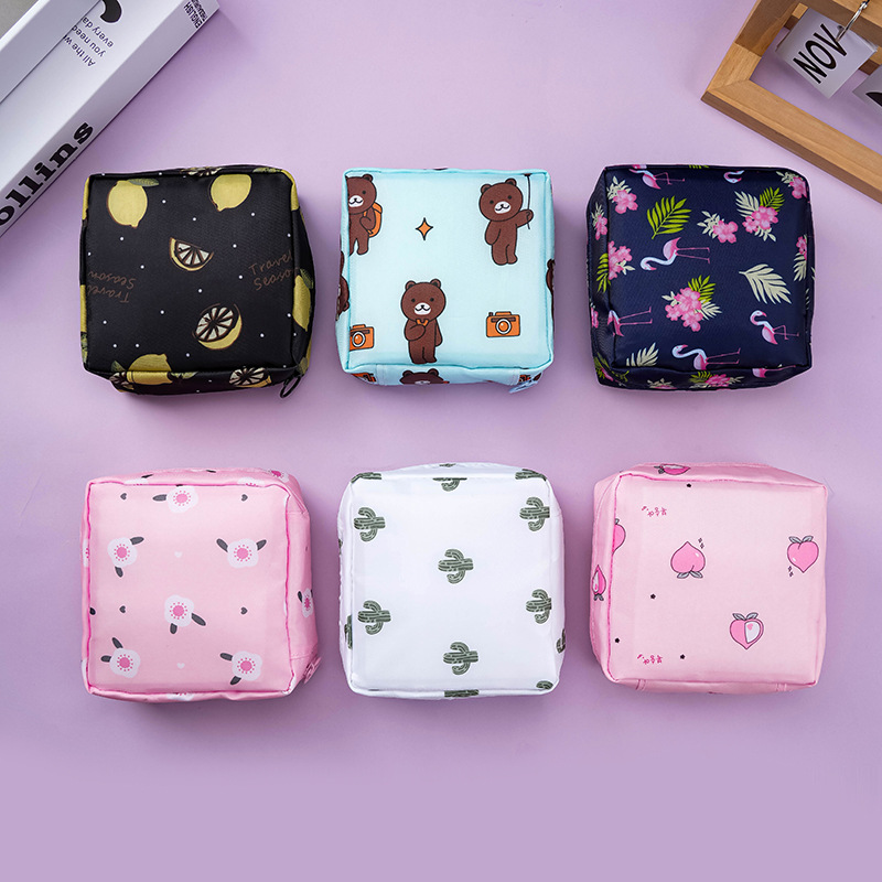 Cartoon sanitary napkin storage bag, portable travel sanitary napkin storage bag, sanitary napkin package, monthly care package