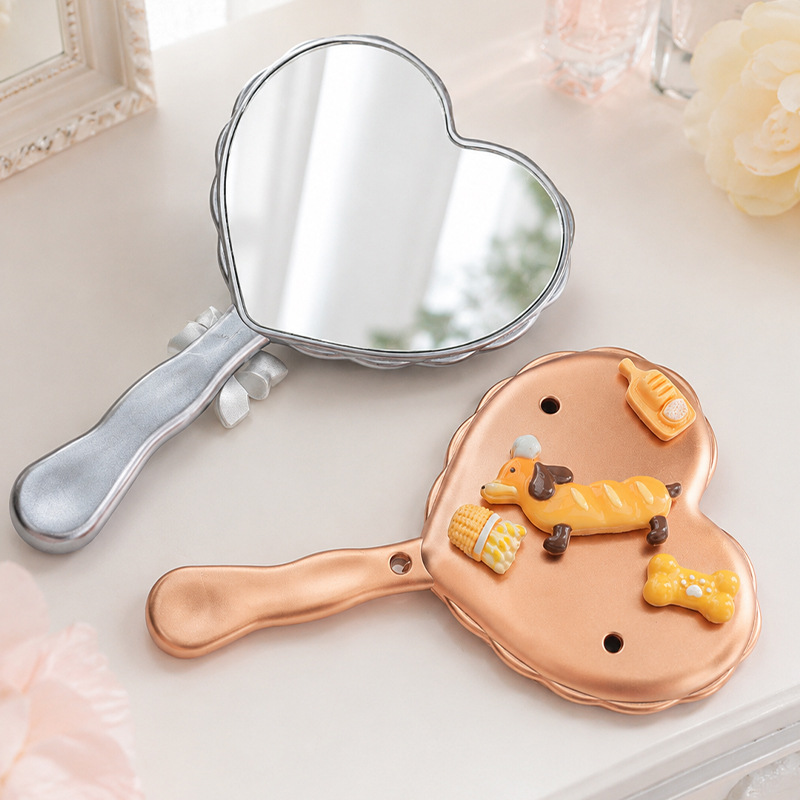 Baihe Colorful DIY Heart-shaped handheld Mirror Portable Makeup Mirror Gift Fashionable and compact beauty tool Specification image