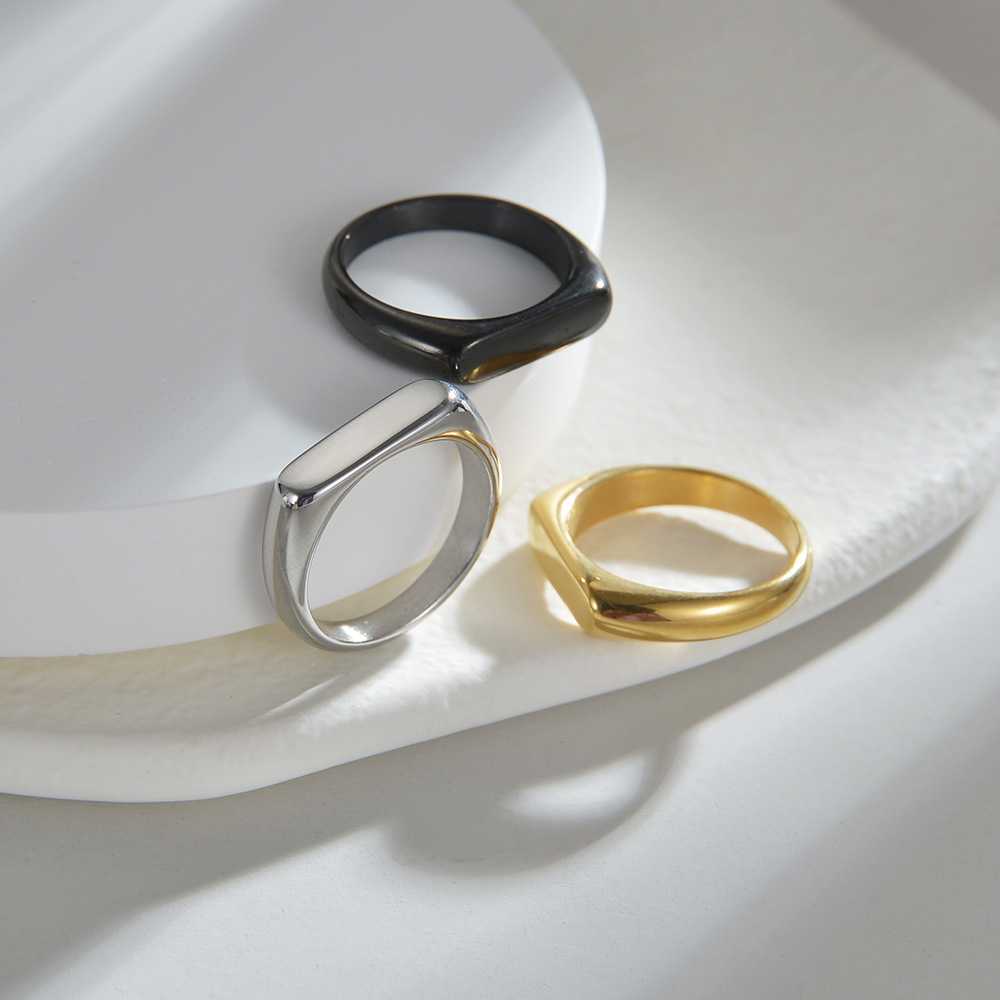Cross-border new Amazon women's 4MM wide cast plain ring, Instagram cold talk style niche jewelry, popular titanium steel ring