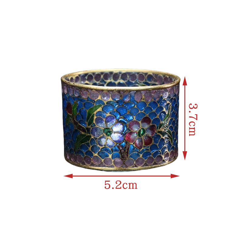 A traditional Chinese cultural craft gift, a cloisonne enamel transparent blue table cloth buckle Application Scenario