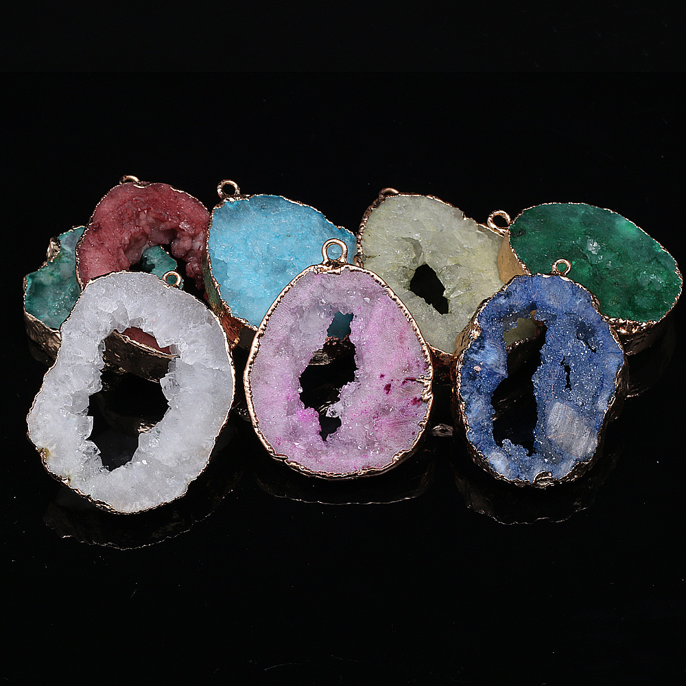 Natural semi-precious stone irregular agate pendant, hollow colored agate crystal pendant, DIY necklace accessory details Picture