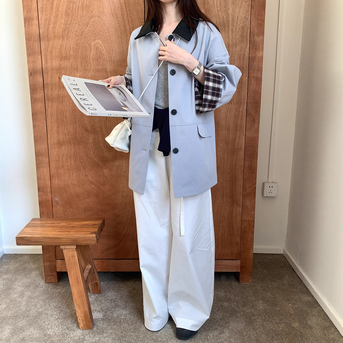 Korean-style color-blocking lapel trench coat for women's autumn 2025 new style, laid-back, loose and versatile single-breasted overcoat Specification image