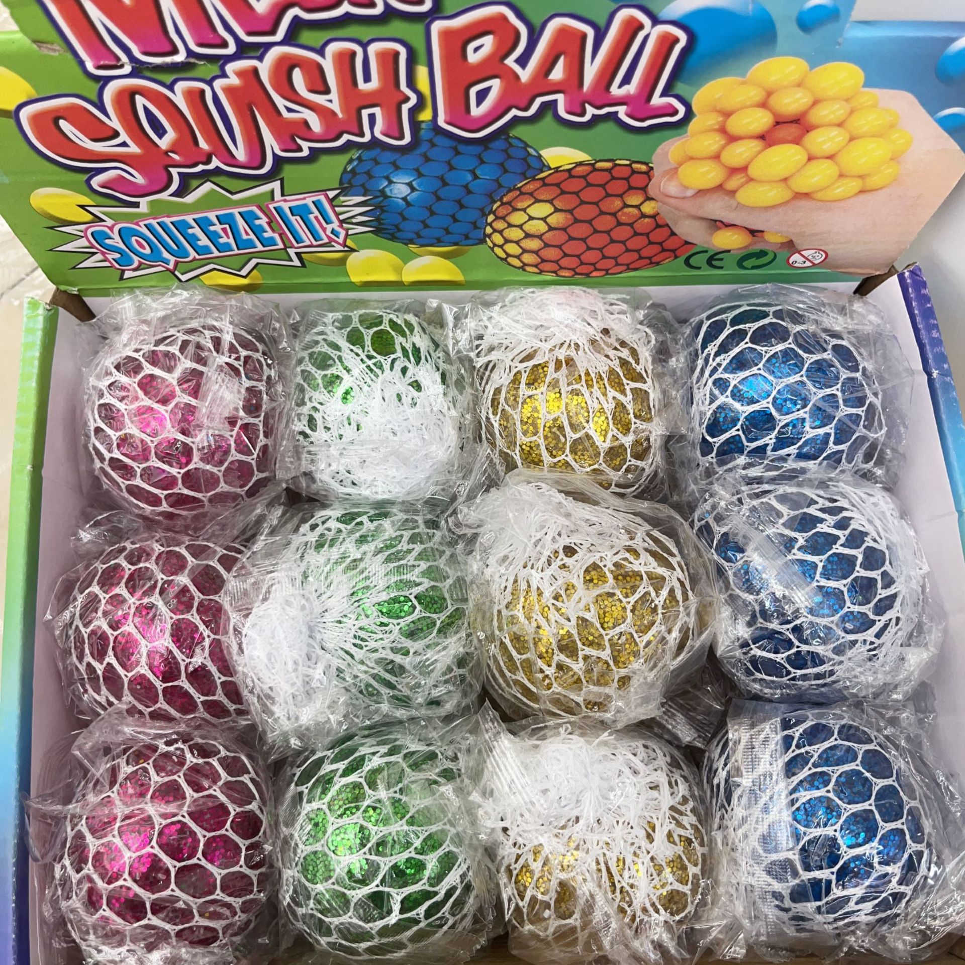 Factory direct sales of grape players, creative water balls made of grape gold powder for leisure Application Scenario