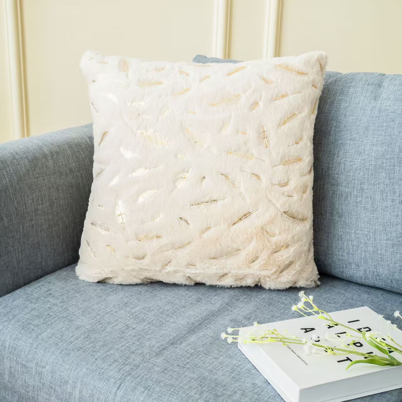 Beige gilded feather cushions, light luxury living room sofa cushions, decorative cushions, modern and simple home cushions Item Picture