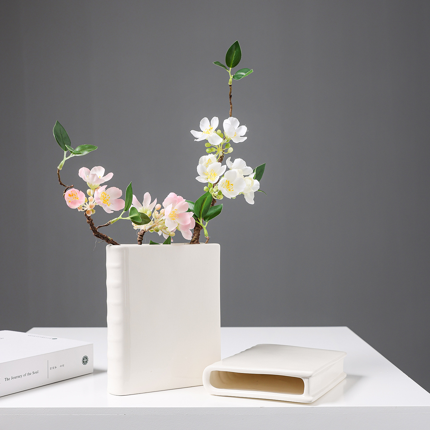2025 Cross-border Creative Ceramic Book Vase, Nordic white glossy book-shaped vase decoration, hotel, home, living room, entrance hall table decoration details Picture