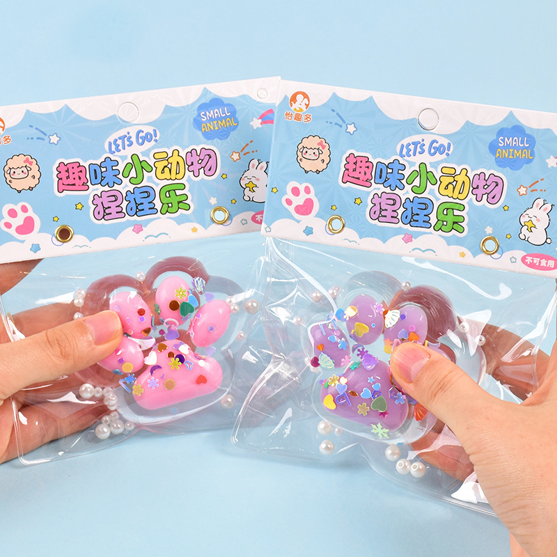 Cute crystal transparent cat paw Kneading Fun, super soft touch, stress-relieving color-block cat paw kneading children's toys wholesale Application Scenario