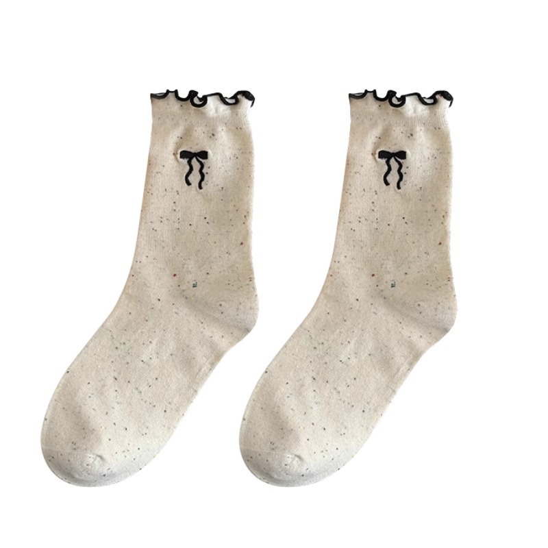 Bow socks, girls' pile socks, Japanese-style cute black ear-trimmed mid-calf socks, postpartum socks, lace long socks, autumn Item Picture