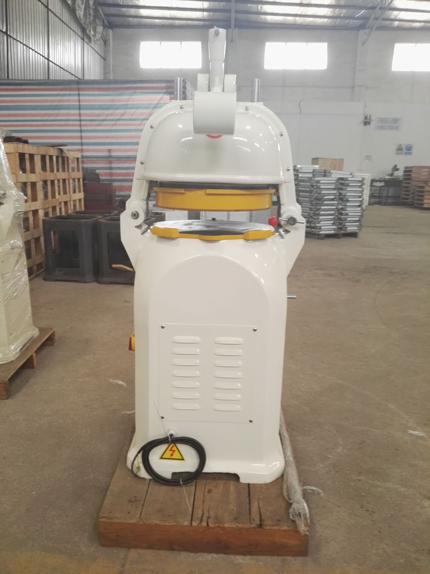 Semi-automatic segmentation and rounding machine details Picture