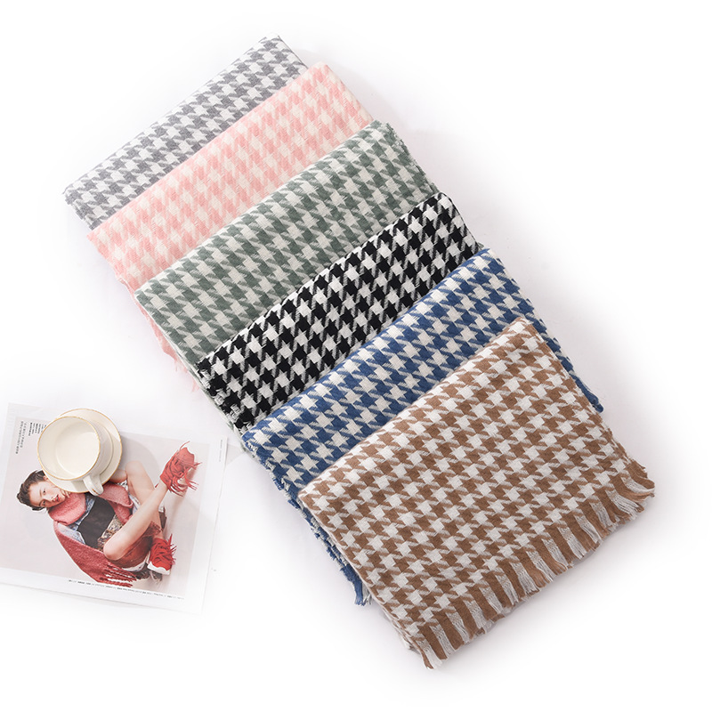 One-piece consignment of thousand-bird check scarves for women, versatile and warm scarves, imitation cashmere scarves, thick check autumn and winter scarves, winter bestsellers, wholesale from street stalls details Picture