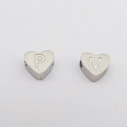 European and American stainless steel perforated heart-shaped pendant, 26-letter logo corroded circular perforated necklace pendant, bracelet pendant Specification image