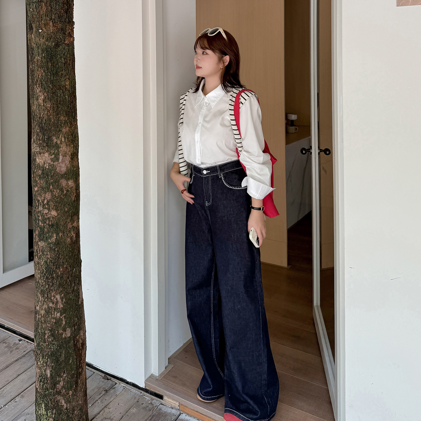 牛仔裤/带钻牛仔裤/牛仔裤阔腿/库存/牛仔短裤女产品图