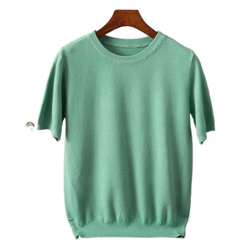 New men's round-neck knitted sweater for Spring and Autumn 2025, short-sleeved loose solid color base layer, half-sleeved T-shirt and sweater Item Picture
