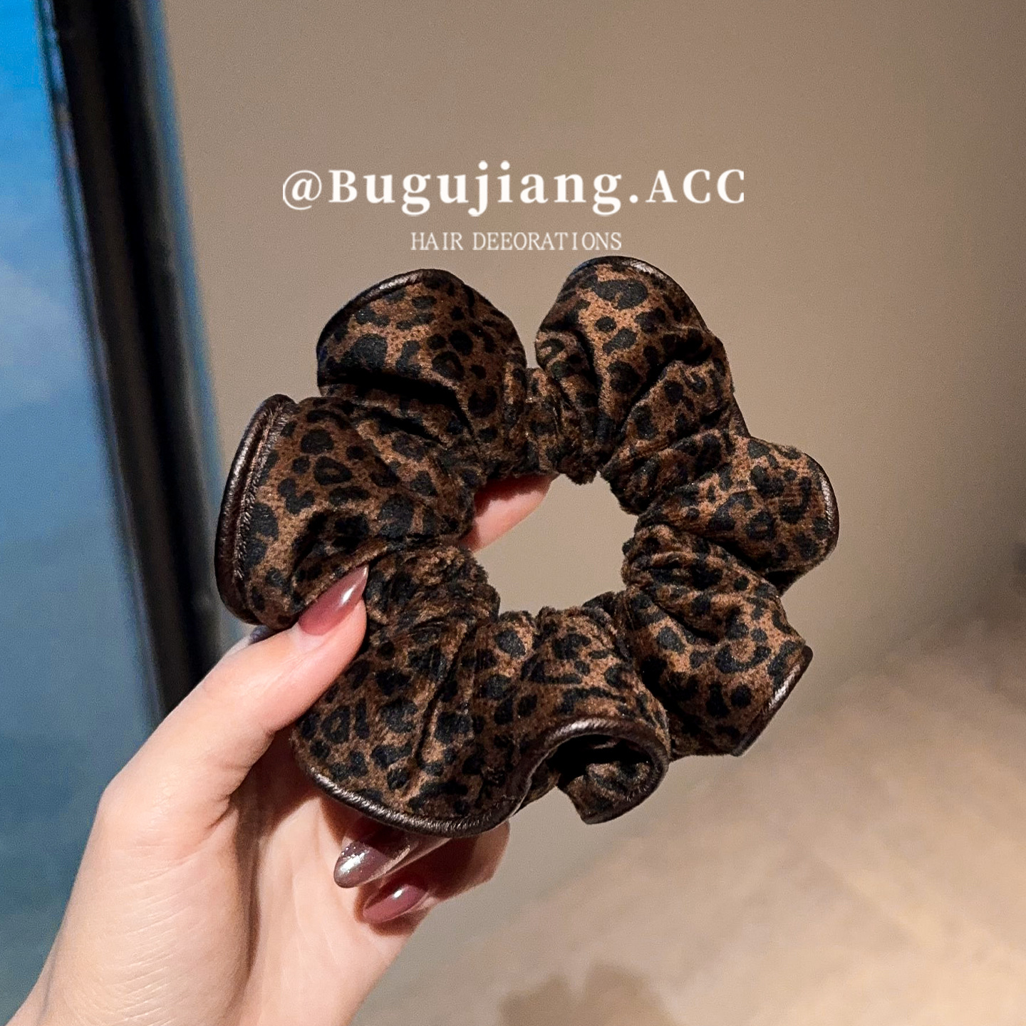 Korean retro leopard print double-sided large intestine hair band, fashionable and elegant, bun hairstyle, high-end look, hair tie, hair tie, flower girl