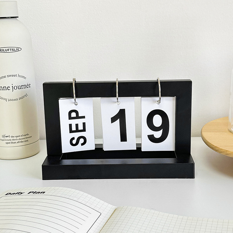 ins风日历木质翻页日期台历2025年新款卧室客厅桌面摆件拍摄道具