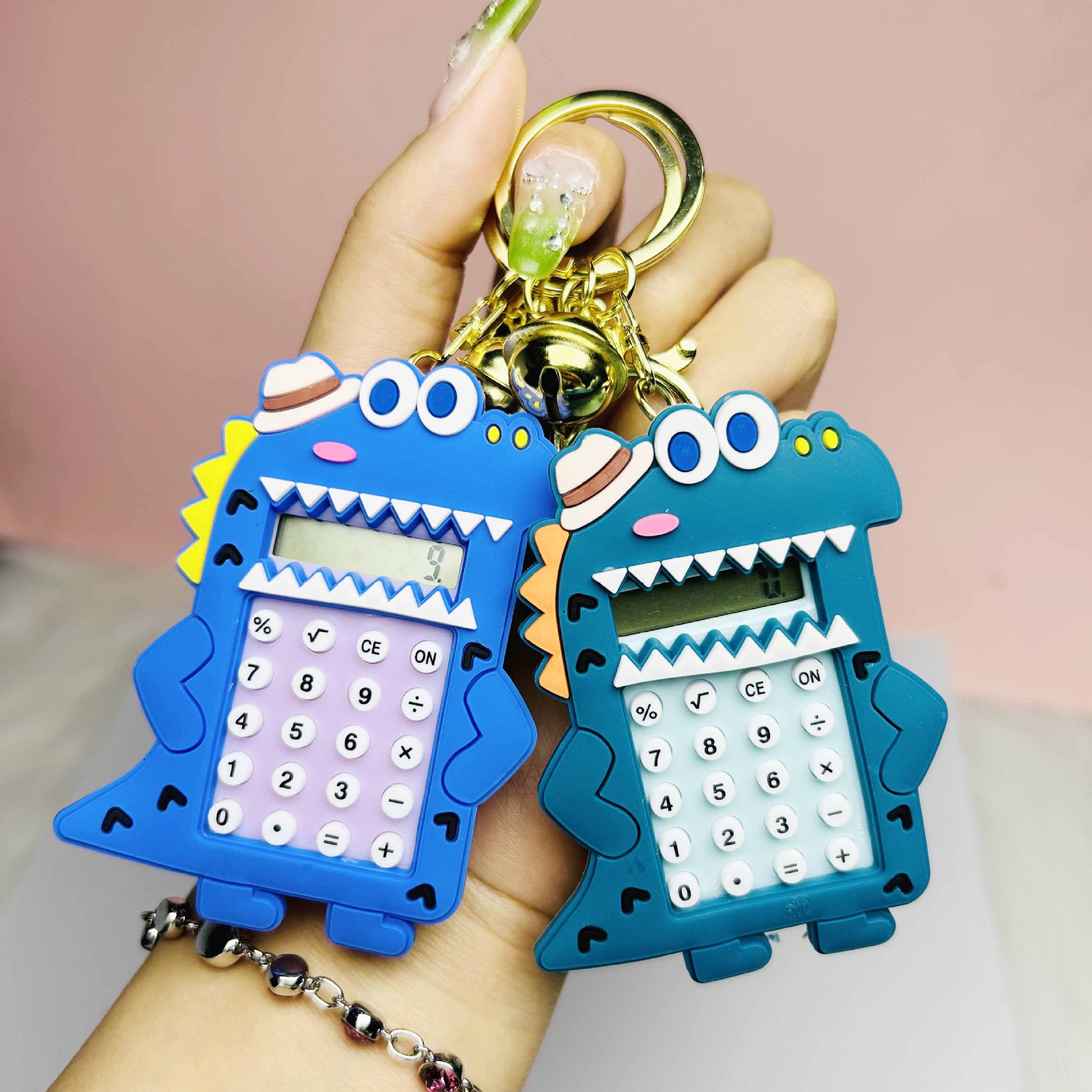 卡通可爱钥匙扣挂件幼儿园儿童计算器书包挂绳汽车包包创意小挂饰