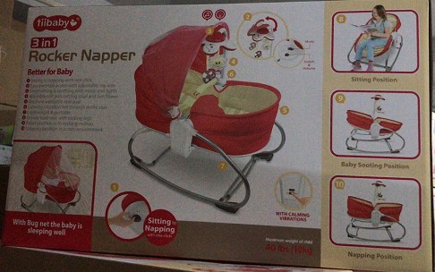 Multi-functional music vibration soothing cradle bed, 3-in-1 baby electric swing sleeping chair, with tent mosquito net Application Scenario