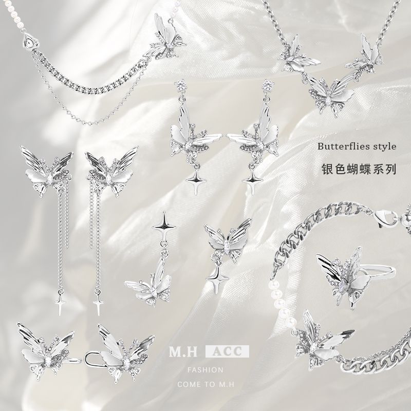 Original silver butterfly necklace, women's light luxury and niche design sense collarbone chain, fashionable ins cold style pendant wholesale