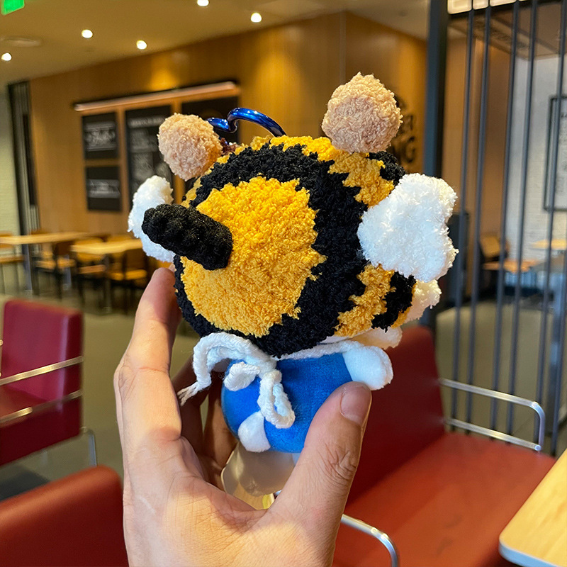 Genuine hellokitty Sanrio kt cat bag pendant, plush toy keychain, schoolbag hanging ornament, doll Application Scenario