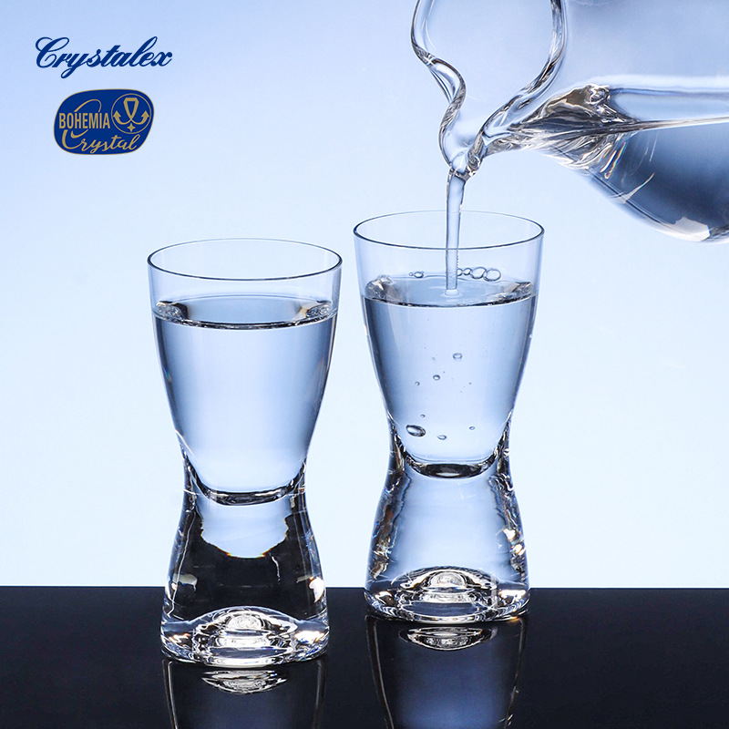 Czech Lexus imported lead-free crystal wine cups, spirits cups and wine dispensers for home, business and gift wholesale Application Scenario