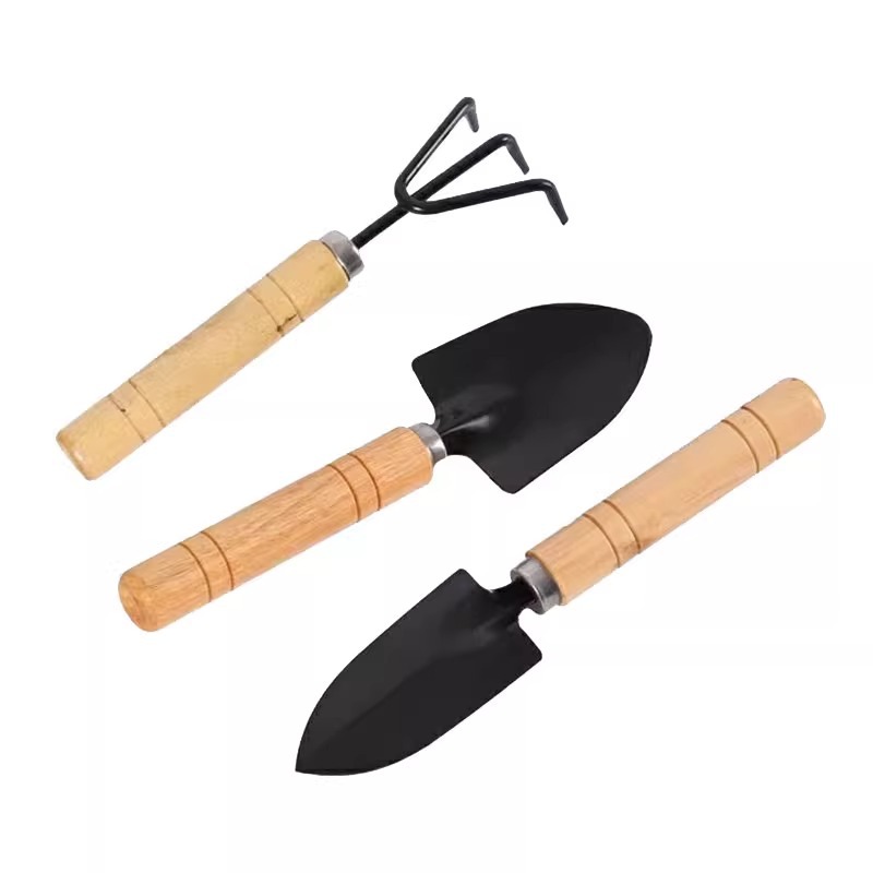 ثلاث ثلاث مجموعات من المجارف الصغيرة المزروعة في البستنة Item Picture
