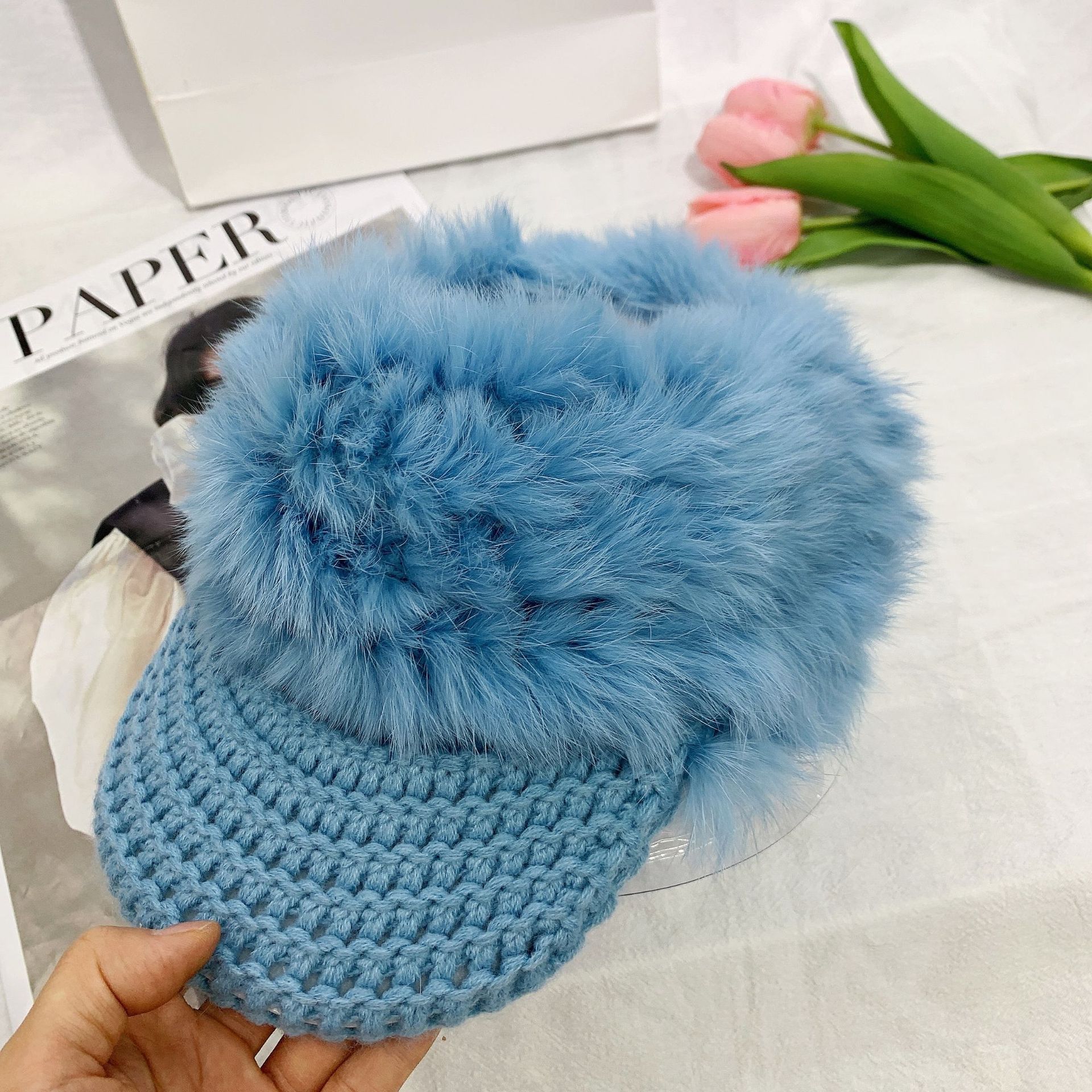 New rabbit fur hollowed-out cap for women, no-top baseball cap for autumn and winter, Korean style, versatile plush hat, Japanese trendy hat style Specification image