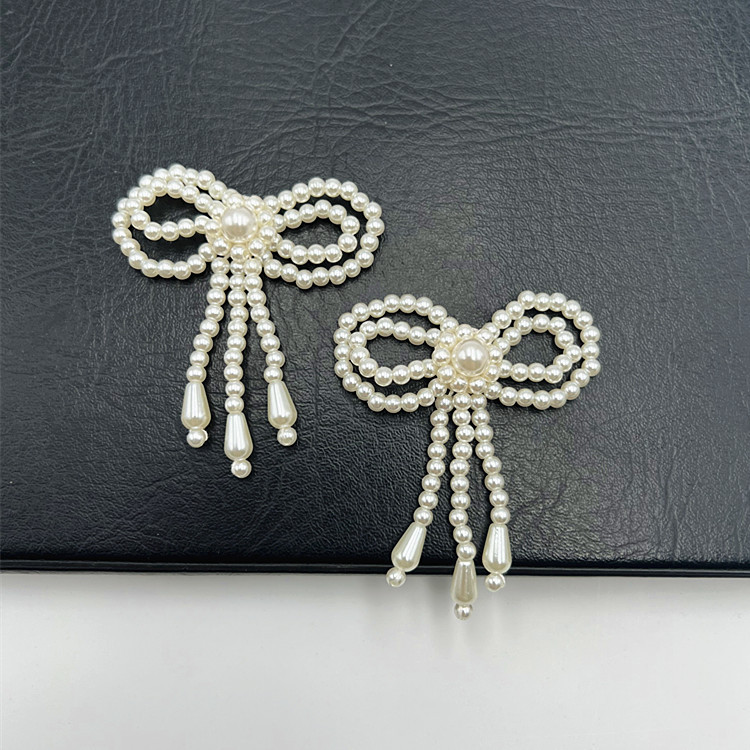 Handmade beaded bow pendants, ancient costume shoes, DIY accessories, trendy bags, hats, fabric stickers, clothing accessories