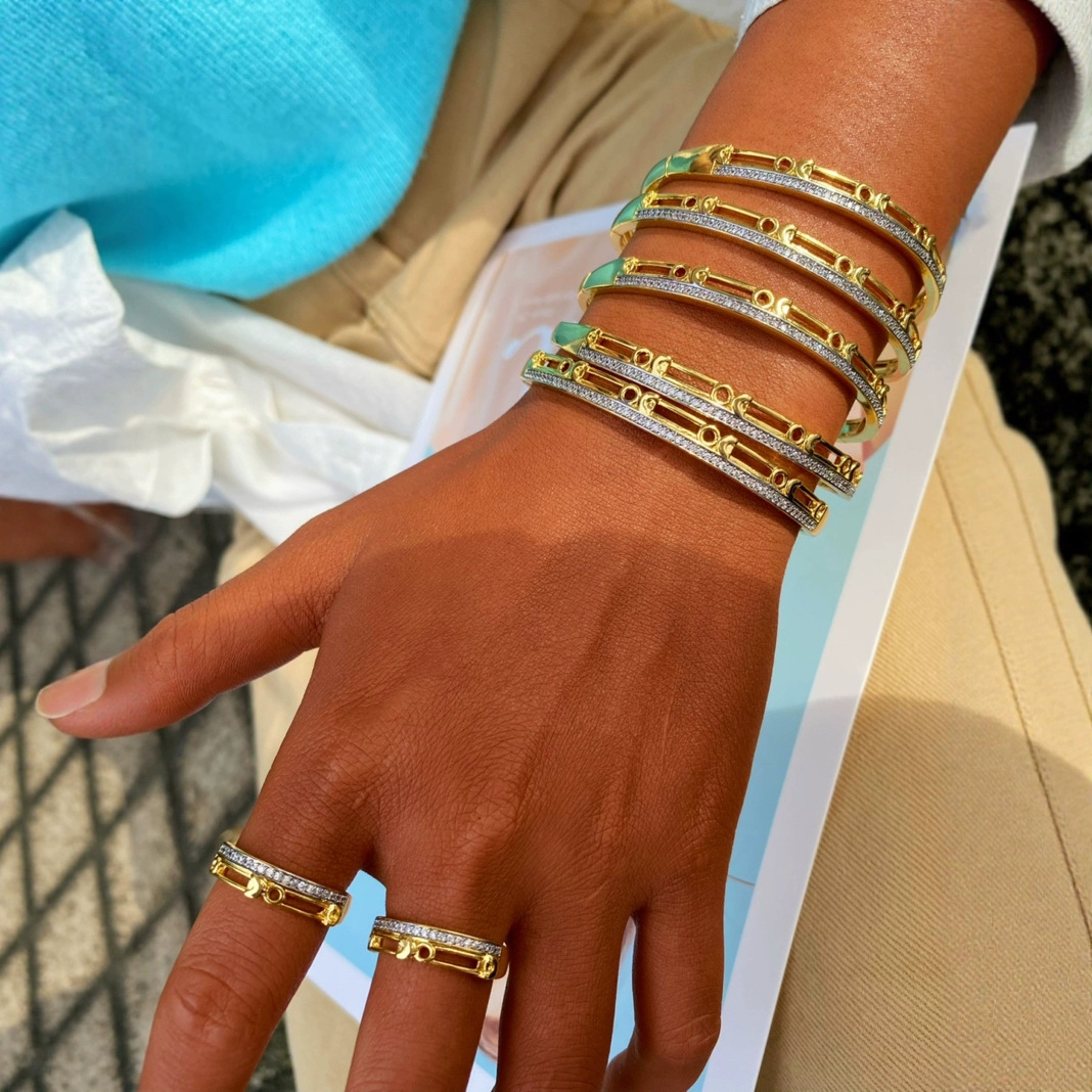 Factory direct sales, cross-border wholesale, 18k gold high-end diamond-encrusted women's paperclip, double-layer ring bracelet, two-color set details Picture