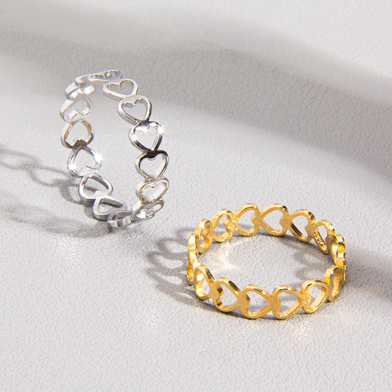 Cross-border best-selling accessories: simple full-circle hollowed-out heart-shaped rings from Europe, America, Japan and South Korea, couple bracelets, wedding rings wholesale details Picture