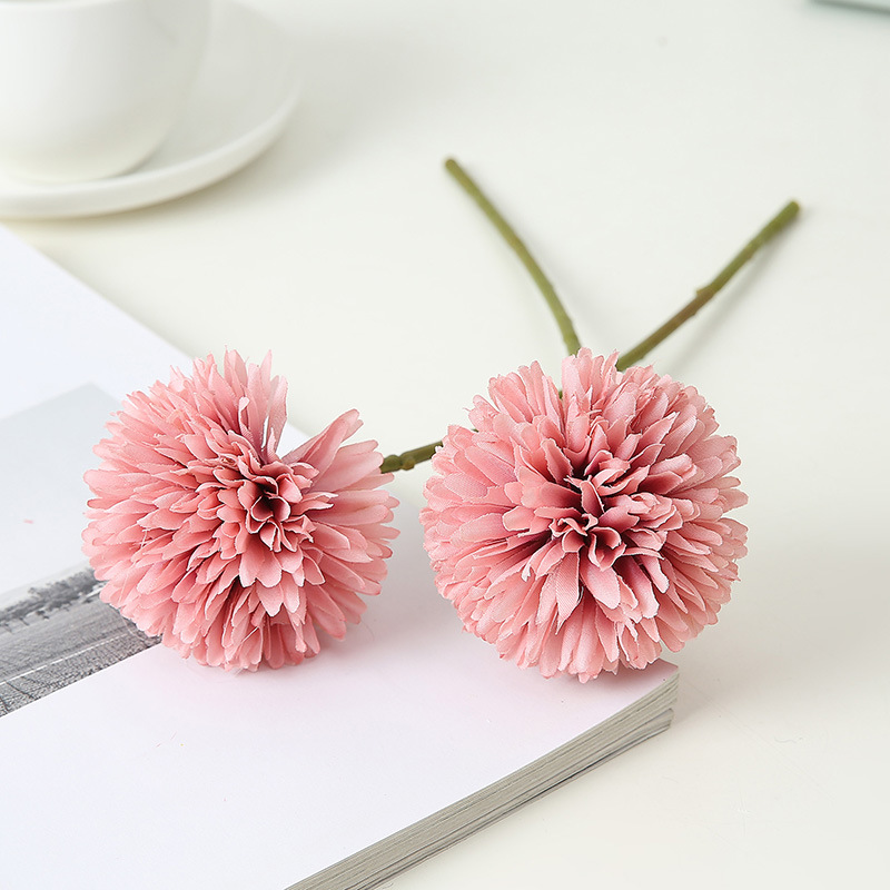 Dove simulation flower ball chrysanthemum, dandelion, scallion ball wedding decoration, hand bouquet, home decoration, table tennis ball chrysanthemum details Picture