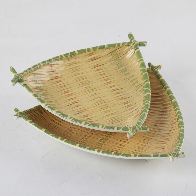 Creative imitation porcelain dinner plates, Chinese round spring and autumn bamboo and rattan strip round irregular dish plates, wholesale for restaurants, hotels Application Scenario