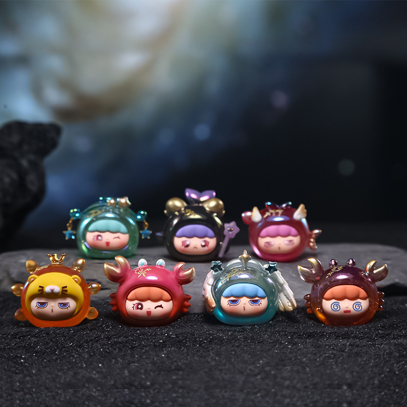 盲盒/泡泡玛特/星星人/潮玩/手办产品图