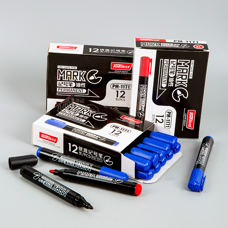 Small wholesale oil-based marker pens, black blue Red marker pens, 1171 Tianfeng oil-based marker pens Application Scenario