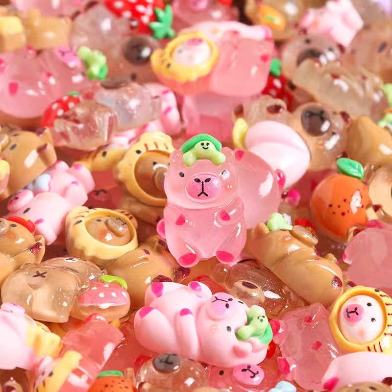 New blind bag toy, Kapibala, cute luminous luminous cartoon accessory, small decorative item, doll, children's gift Application Scenario
