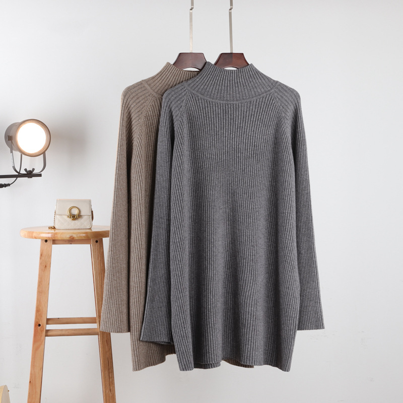 This mid-length sweater is a loose and simple Korean style pullover for women in autumn and winter. Pair it with a thick and warm base knitted sweater for a trendy top