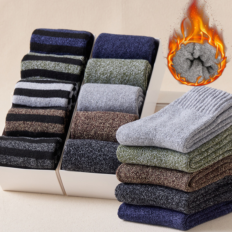 Thickened socks for men: winter super thick wool socks, extra thick fleece mid-calf plush socks, winter cold-resistant and warm cotton socks for women Application Scenario