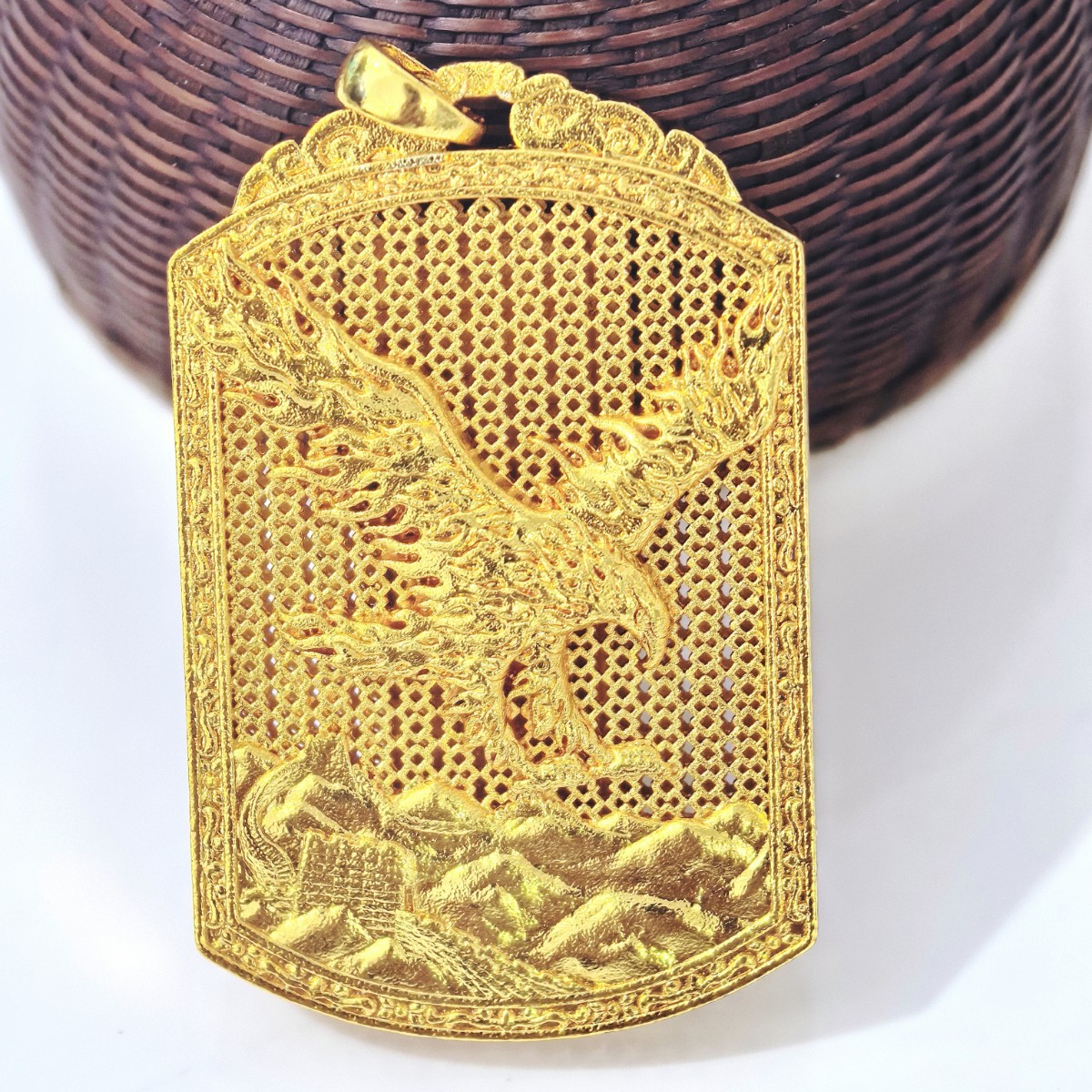 Ancient-style sand gold pendant, the same style as the gold store necklace, is a grand and versatile pendant Specification image