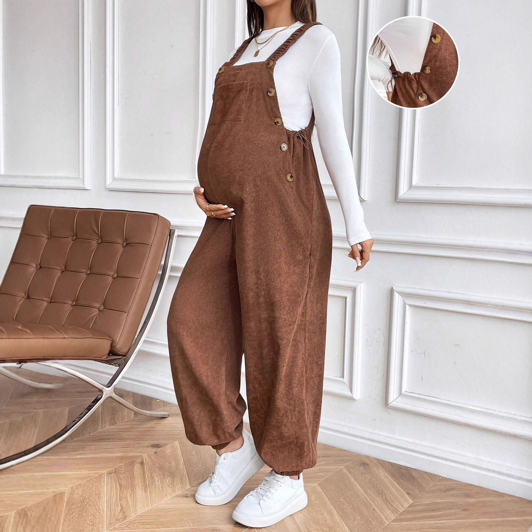2026 Autumn/Winter Maternity wear: European and American export maternity pants with adjustable waist, fashionable and loose corduroy overalls full figure