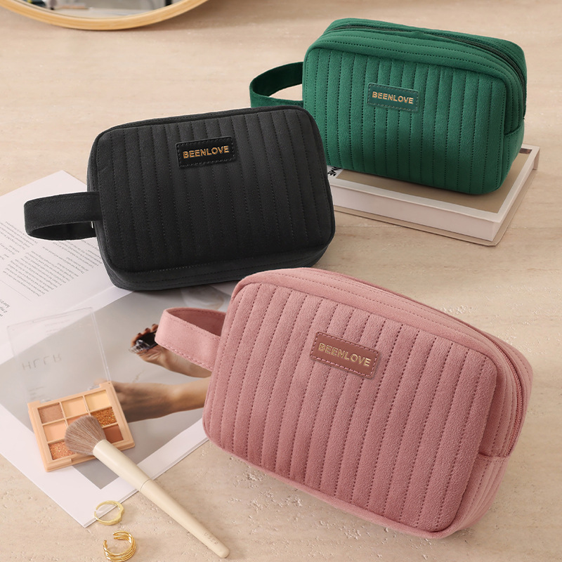Ladies' makeup bag, Dutch fleece, large-capacity octagonal bag, high appearance level, portable travel skin care products, toiletry bag, high appearance level details Picture