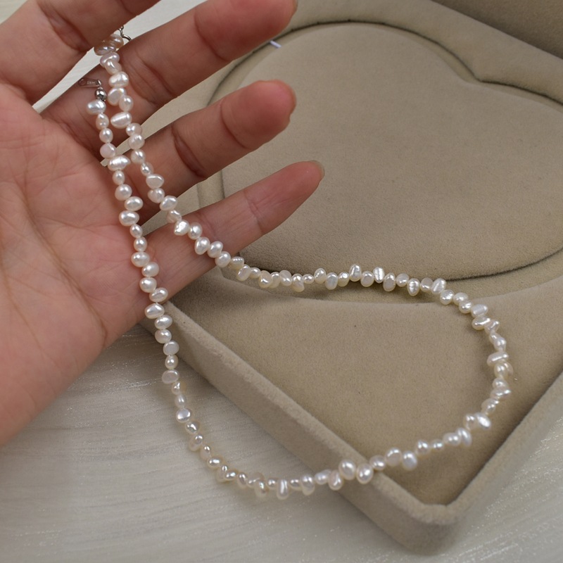 Misaligned hole small particle natural freshwater Baroque small pearl necklace for women, 925 sterling silver niche collarbone chain wholesale Application Scenario
