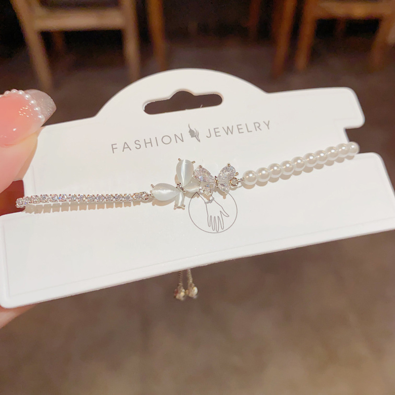 Zircon cat's eye, butterfly and pearl patchwork bracelet, new, niche, high-end, fashionable and versatile, elegant jewelry wholesale Specification image