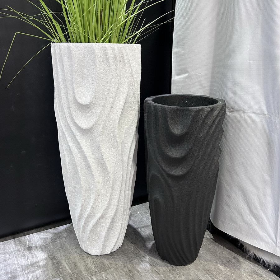 European-style ceramic vase handicrafts and decorative items, home rose gilded vase Application Scenario
