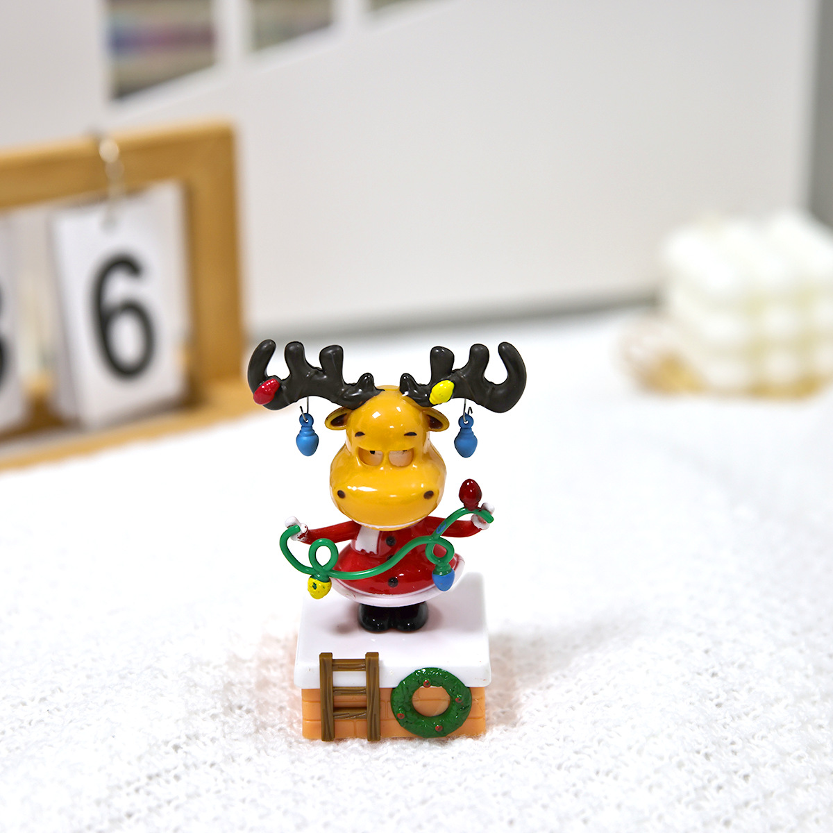 Cross-border new solar automatic pendulum, Christmas festival gift, Christmas bell, elk solar display